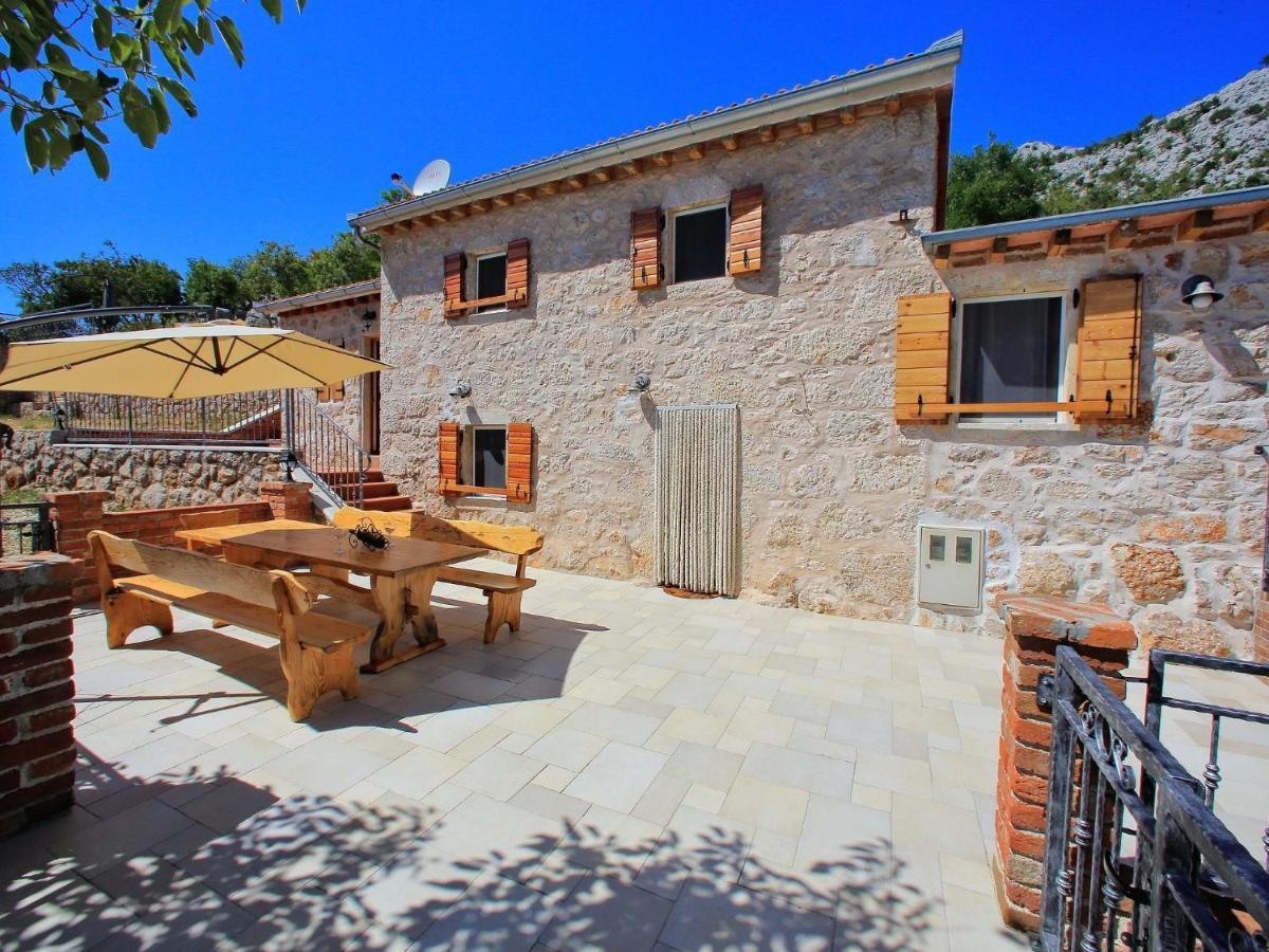 Lovely Holiday Home In Starigrad Ngoại thất bức ảnh