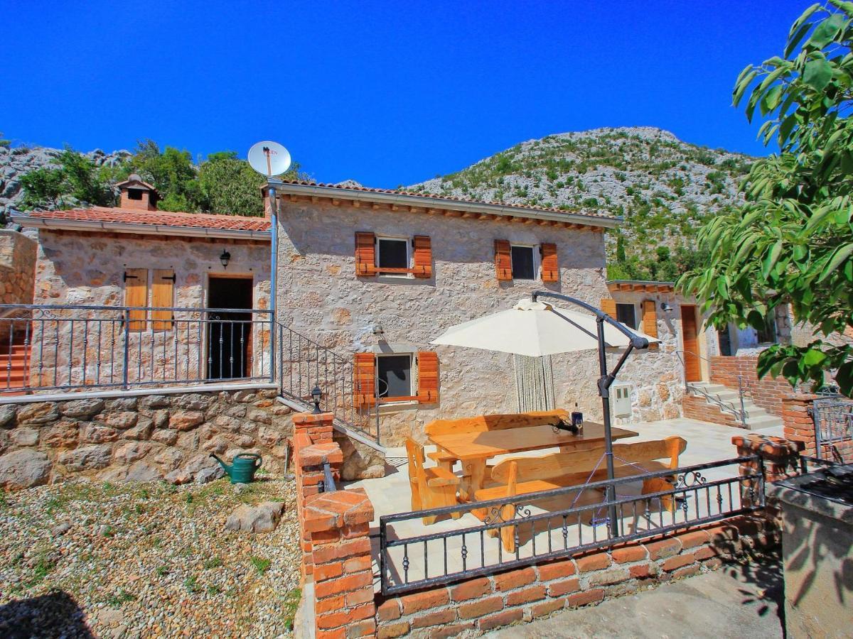 Lovely Holiday Home In Starigrad Ngoại thất bức ảnh