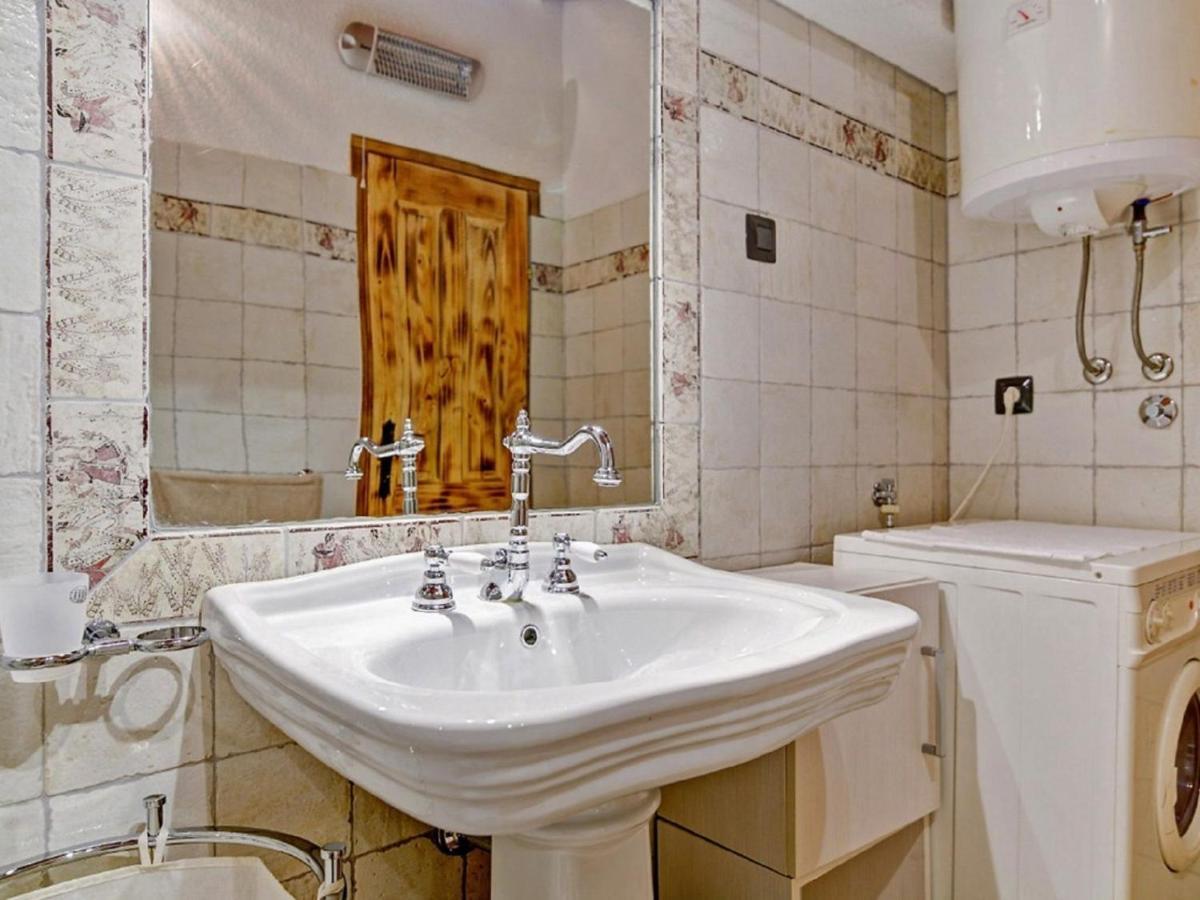 Lovely Holiday Home In Starigrad Ngoại thất bức ảnh